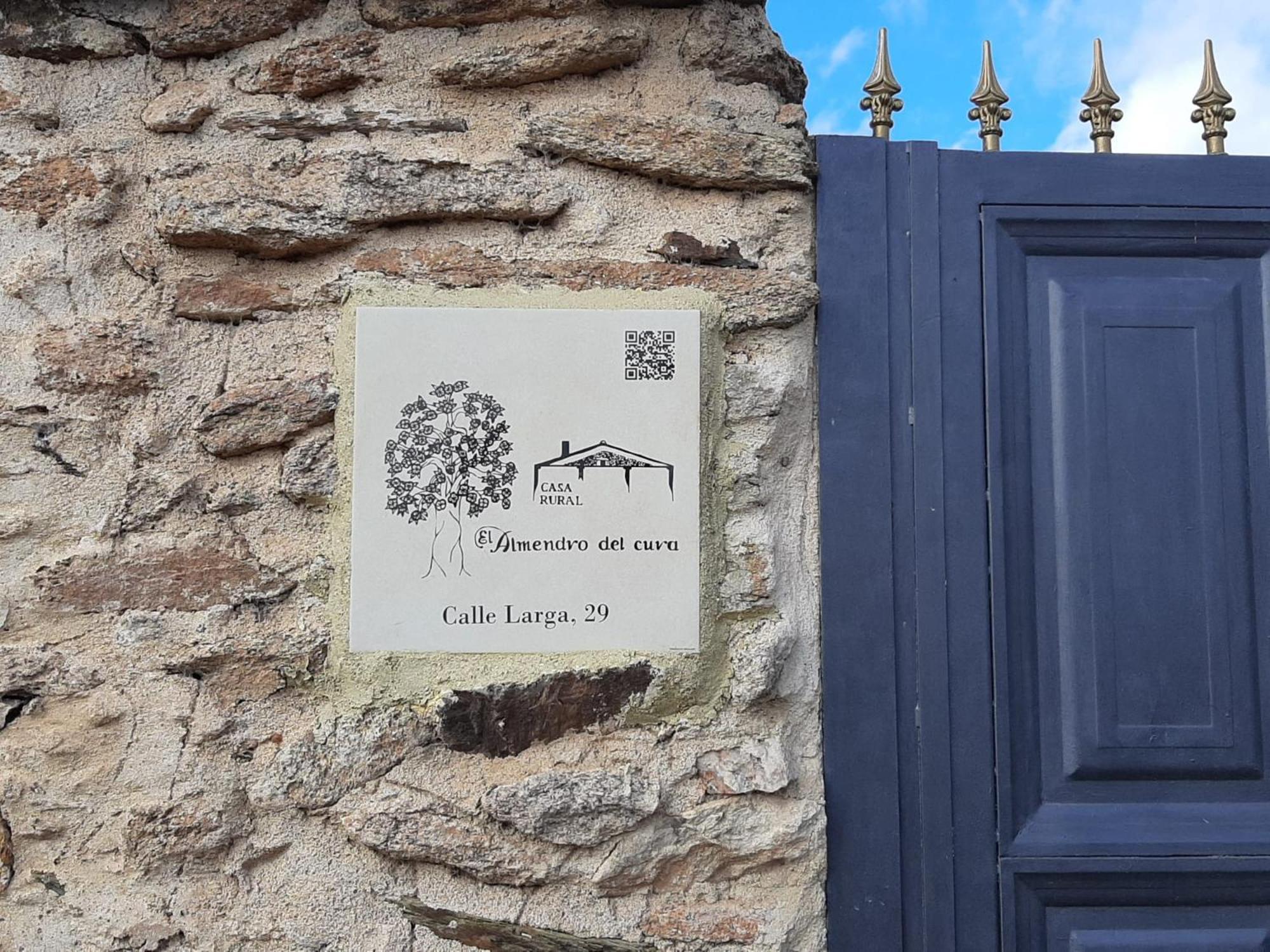 El Almendro del Cura Villarmayor (Castile and Leon) Exterior foto